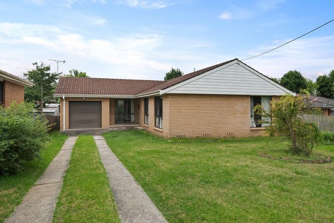 Picture of 8 Sedgman Avenue, MITTAGONG NSW 2575