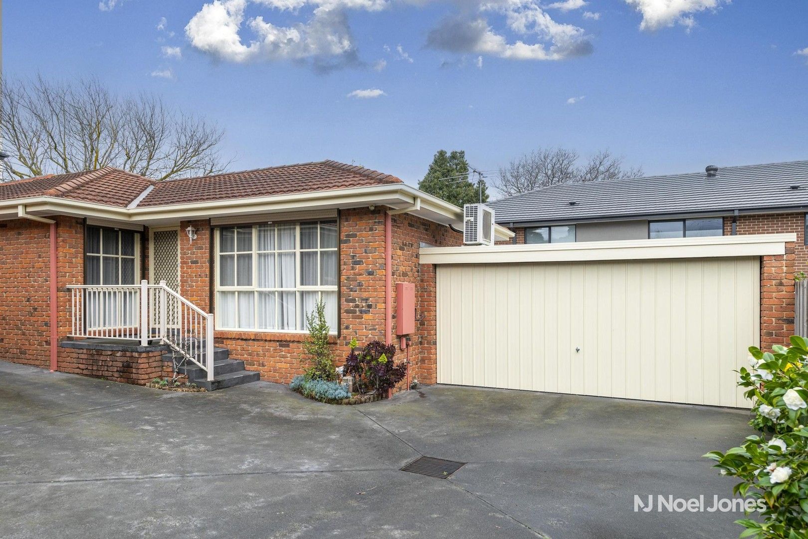 2/2A Aberdeen Road, Blackburn South VIC 3130, Image 0