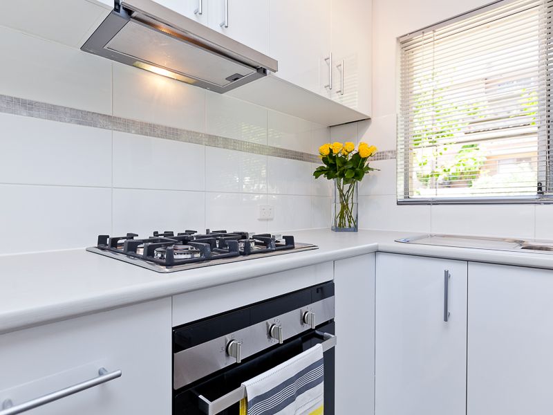 2 bedrooms Apartment / Unit / Flat in 3/41 Davilak Avenue HAMILTON HILL WA, 6163