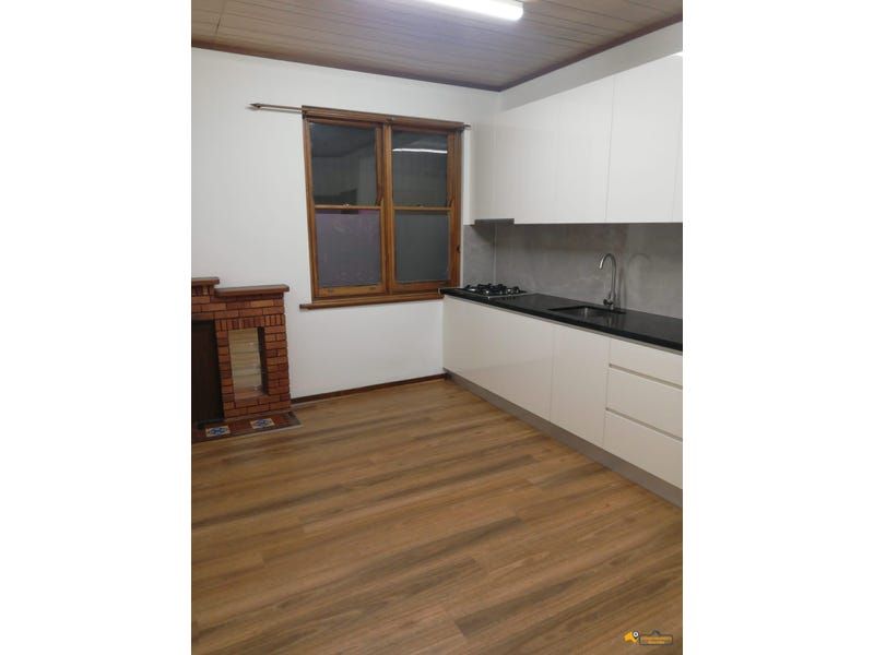 2 bedrooms Townhouse in 34B Malvern Avenue MERRYLANDS NSW, 2160
