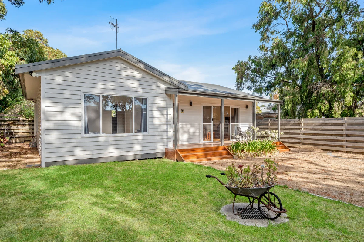 27b Albert, Port Fairy VIC 3284
