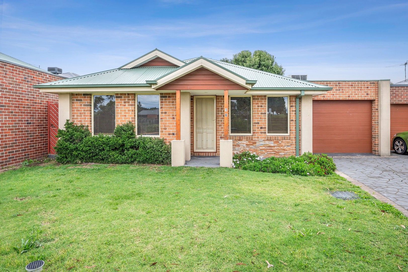 3 bedrooms House in 16 Old Kent Road WHITTLESEA VIC, 3757
