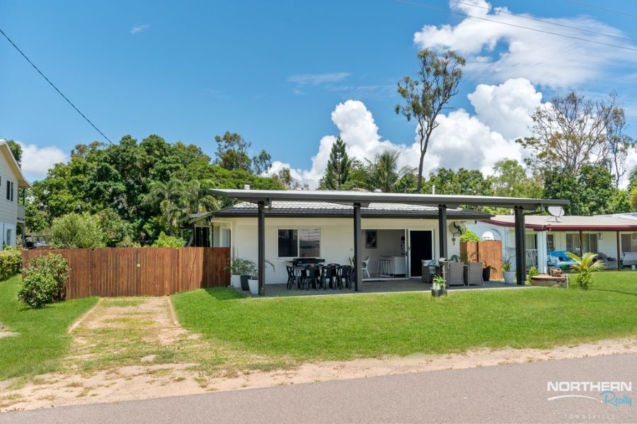 85 The Esplanade, Toolakea QLD 4818, Image 2