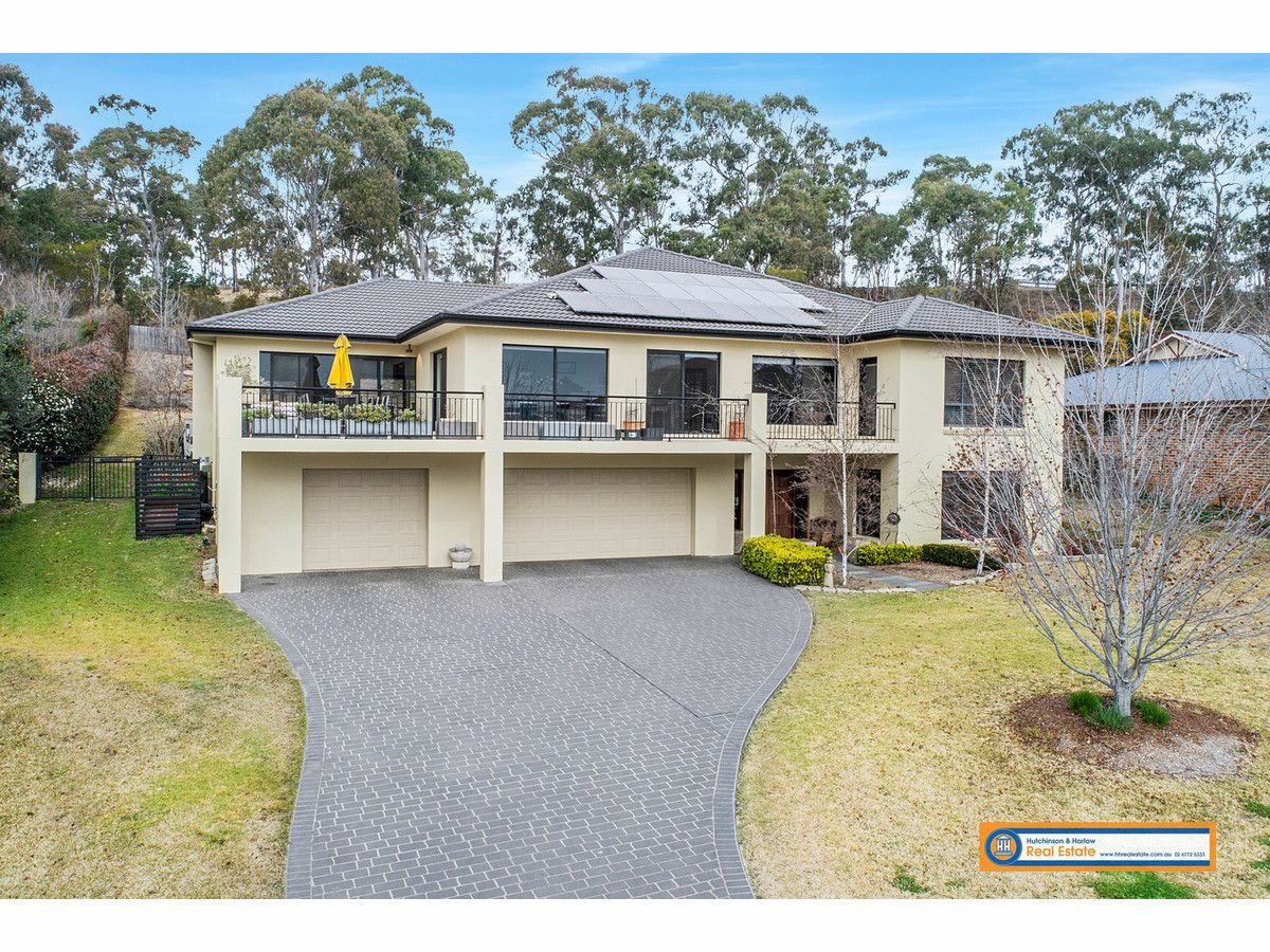 77 The Avenue Armidale Nsw 2350 Domain