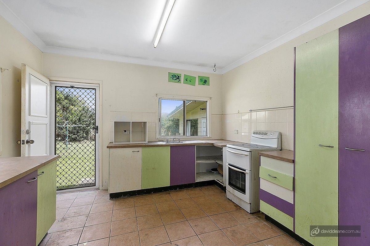 4 Rangeview Street, Strathpine QLD 4500, Image 2