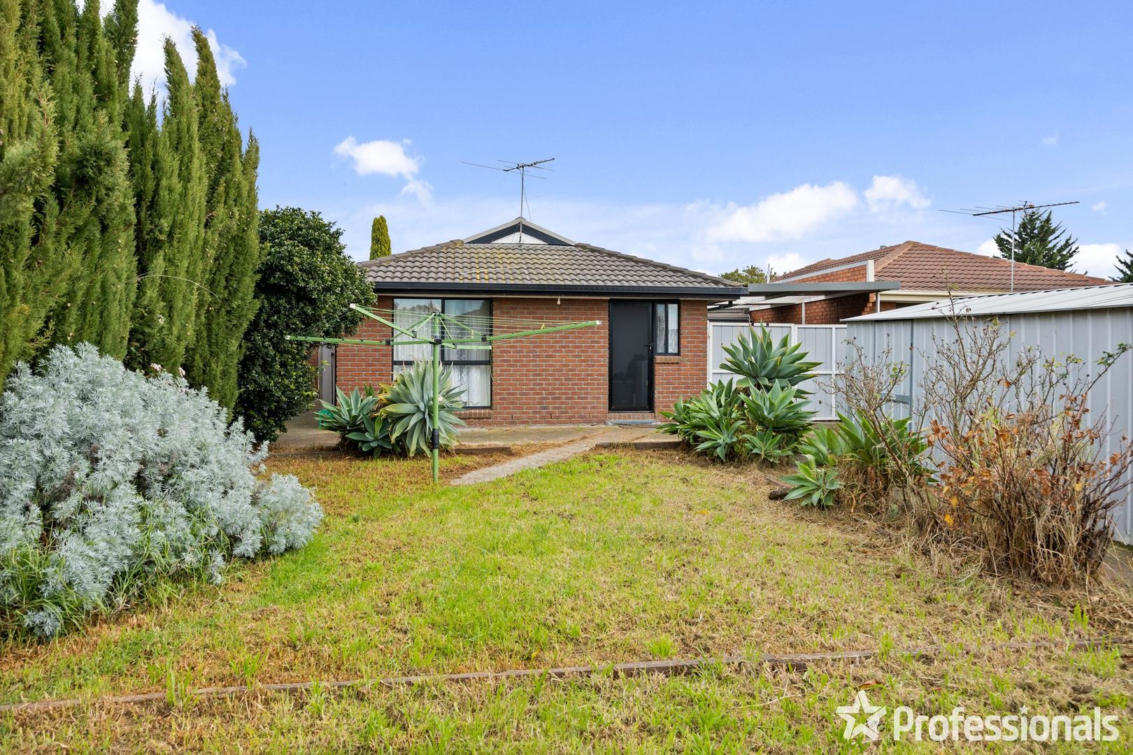 6 Danthonia Street, Delahey VIC 3037, Image 1