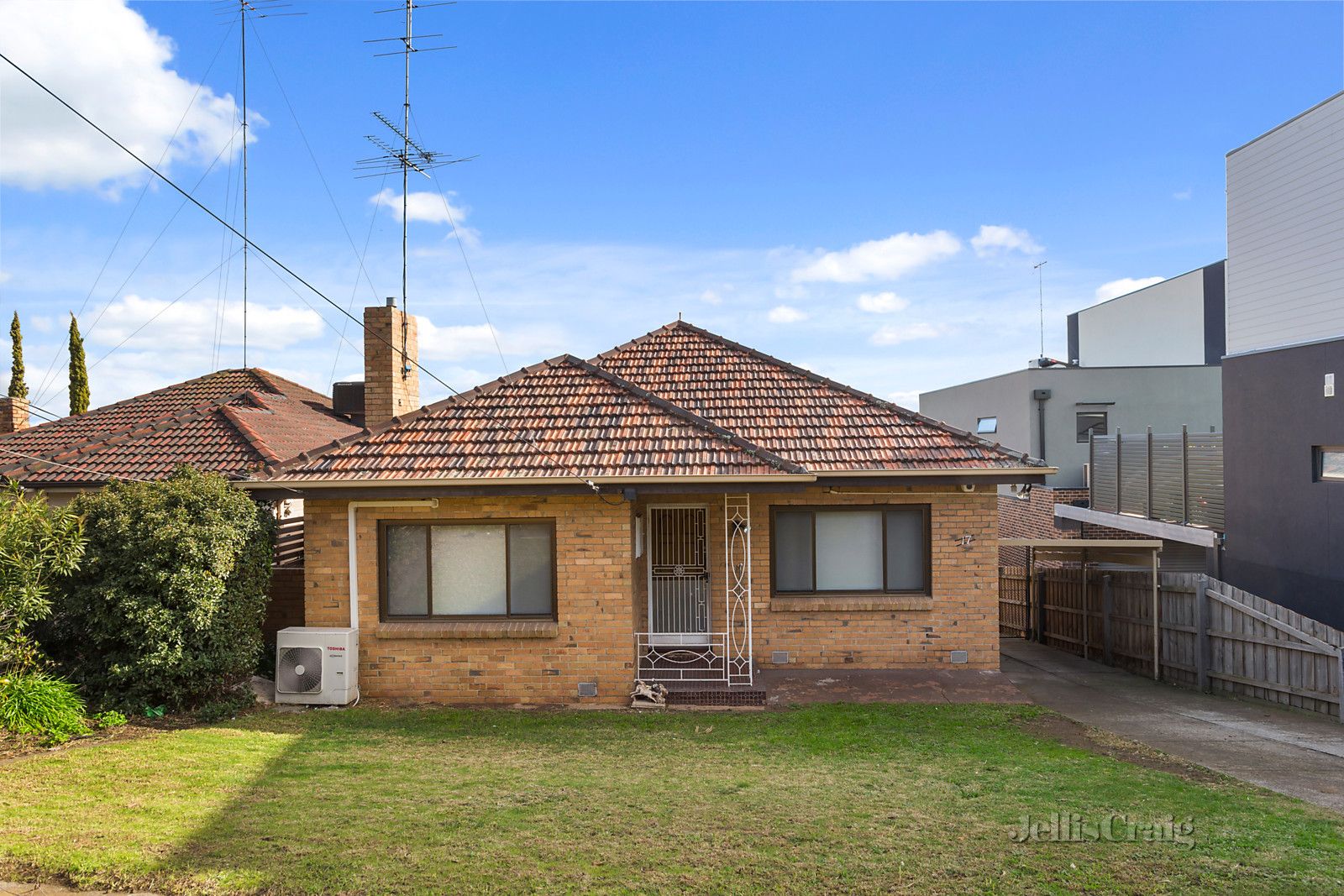 17 Langtree Avenue, Pascoe Vale South VIC 3044, Image 1