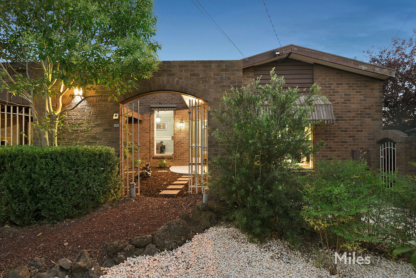 329 Yallambie Road, Yallambie VIC 3085, Image 1