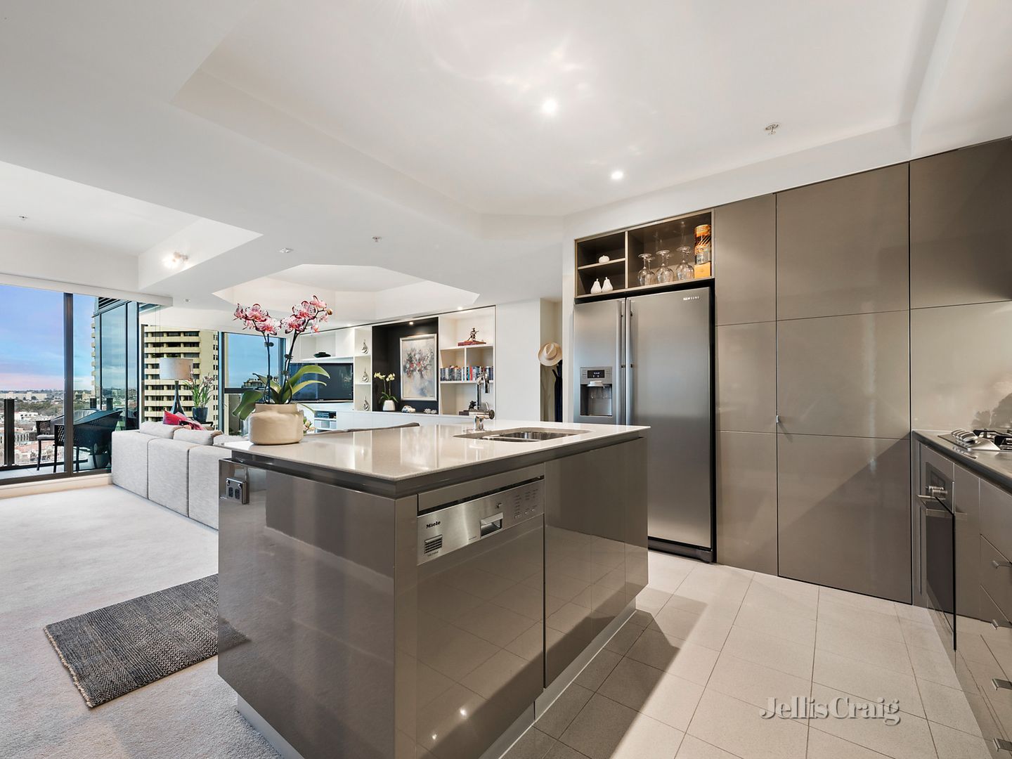 1705/2 Albert Road, Melbourne 3004 VIC 3004, Image 2