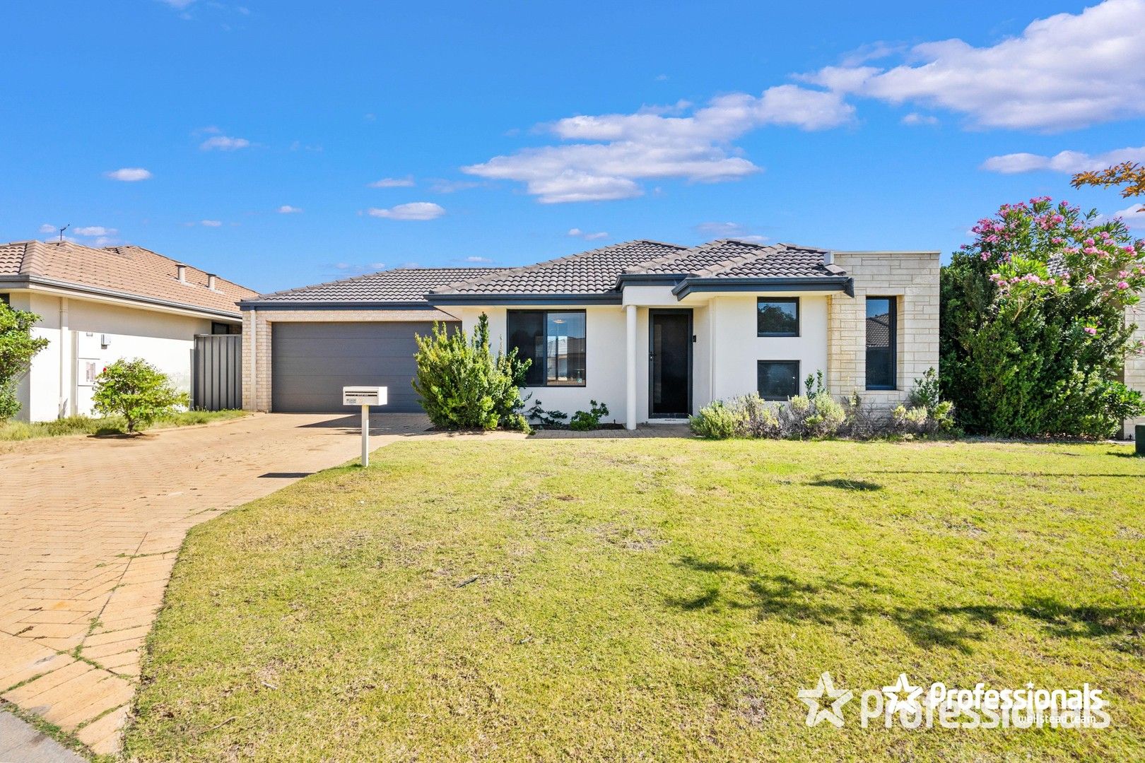 3 bedrooms House in 6 Fettler Mews BASSENDEAN WA, 6054