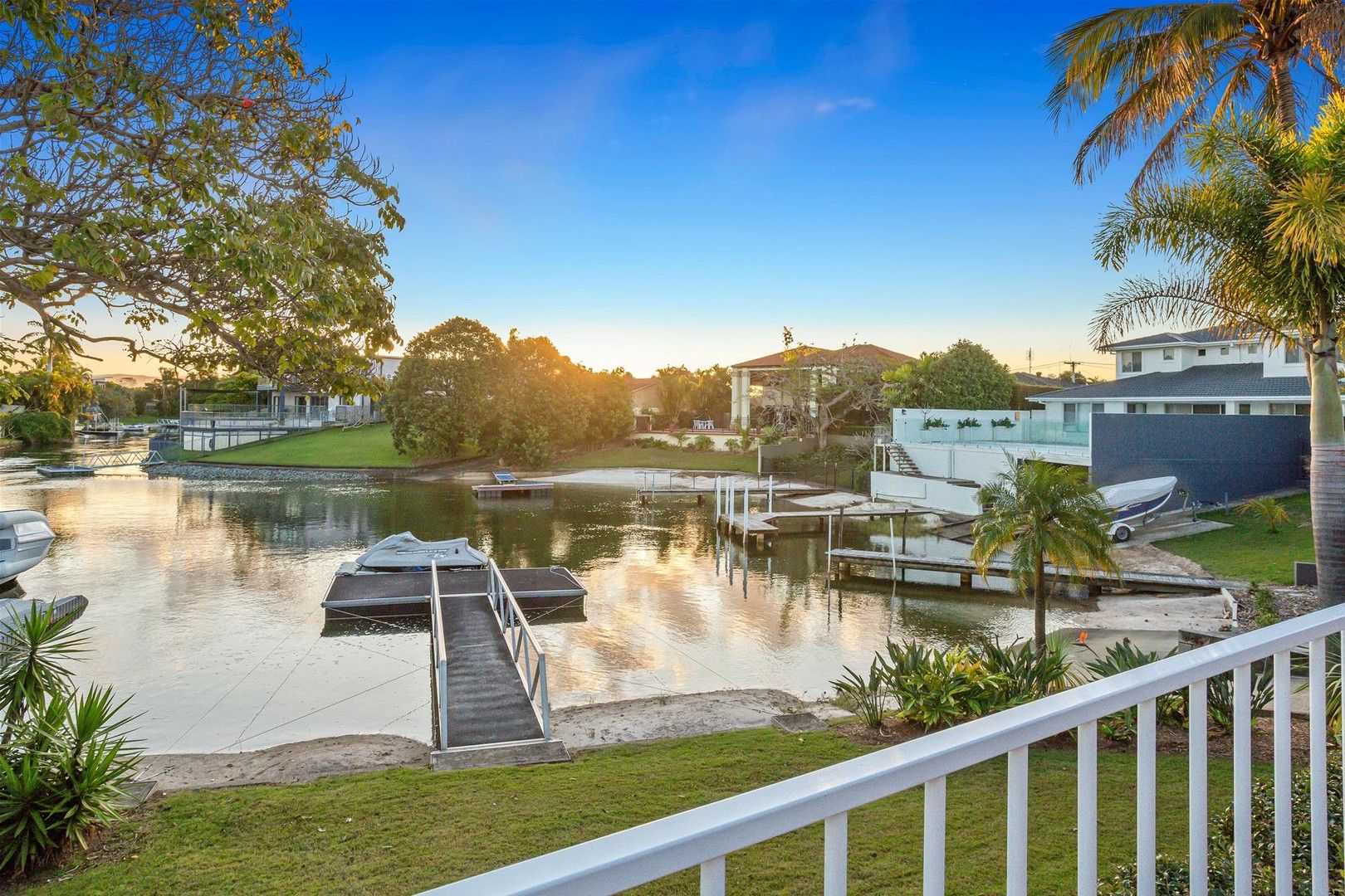 13 La Scala Court, Isle Of Capri QLD 4217 Domain