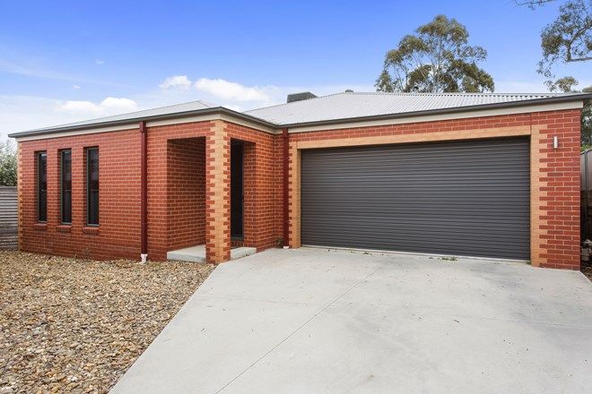 Picture of Unit 2/26 Midas Court, STRATHFIELDSAYE VIC 3551