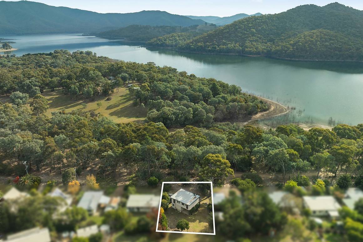Picture of 12 Barnetts Road, HOWQUA INLET VIC 3723
