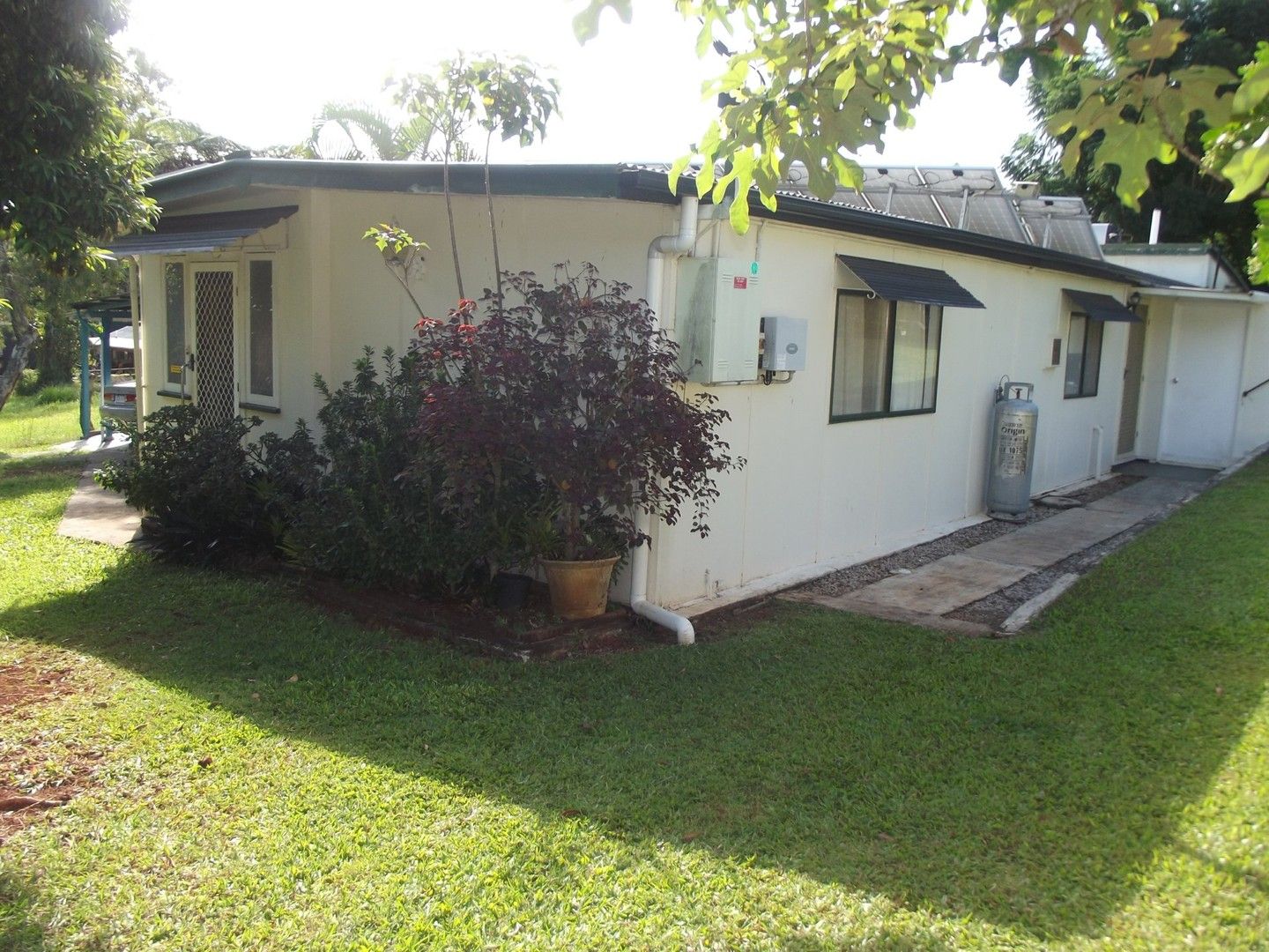 3 bedrooms House in 9 Scarborough Terrace MACLEAY ISLAND QLD, 4184