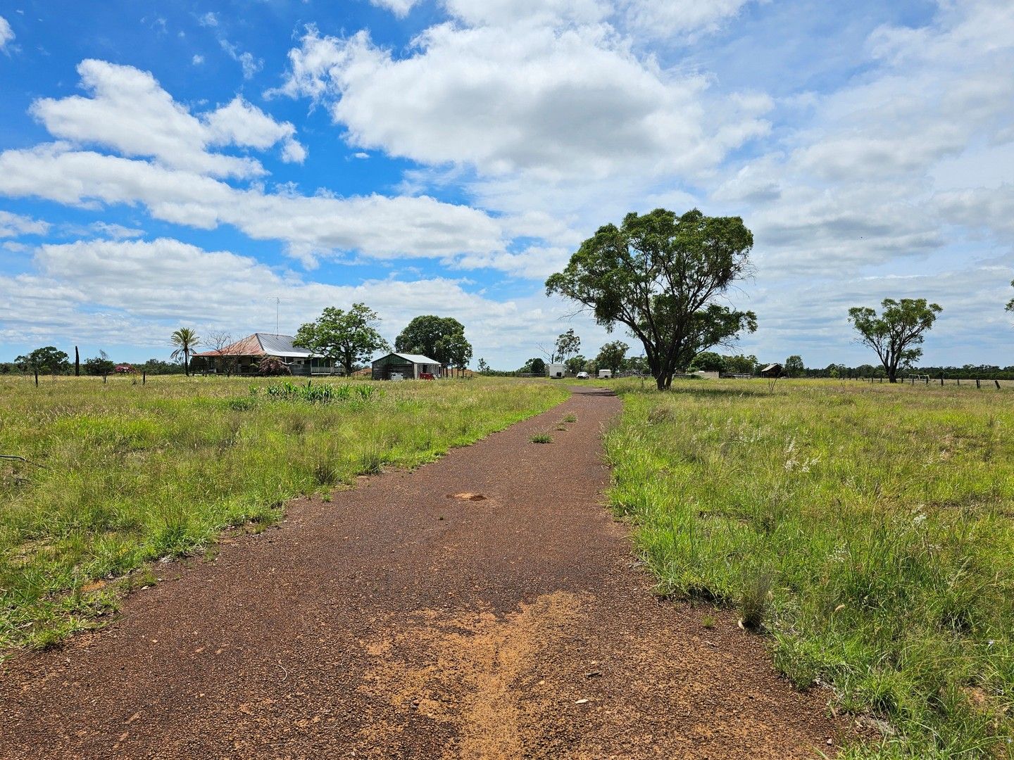 4 bedrooms Rural in 49 Coates Road KOWGURAN QLD, 4415