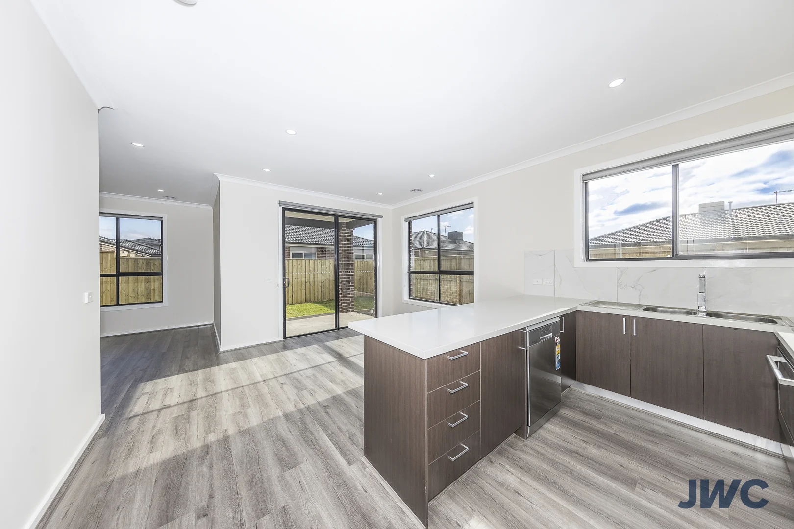 Additional image 4 of 146 Farm Road, Werribee VIC 3030