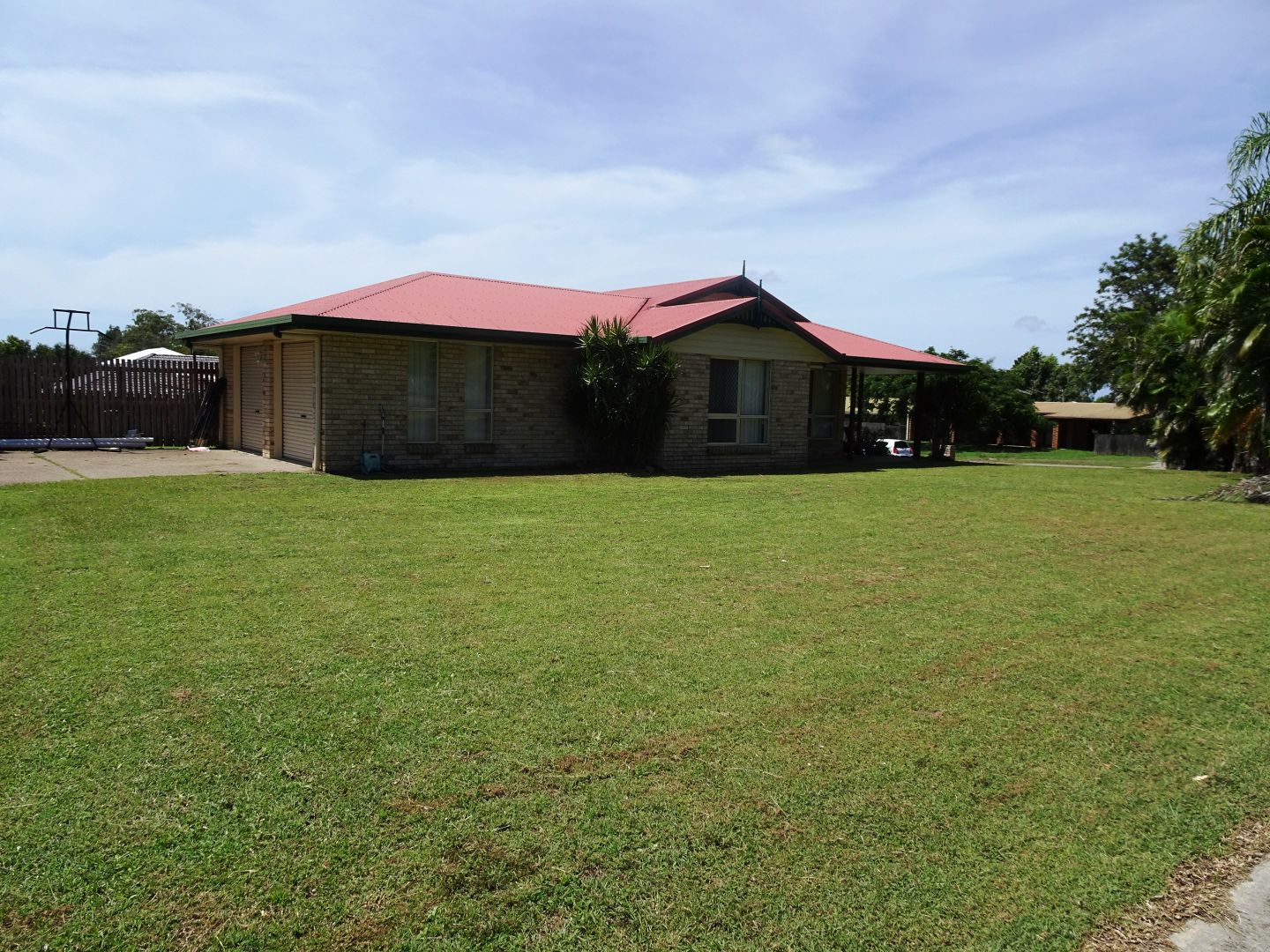 31 Pioneer Street, Glenella QLD 4740 House For Rent 495 Domain