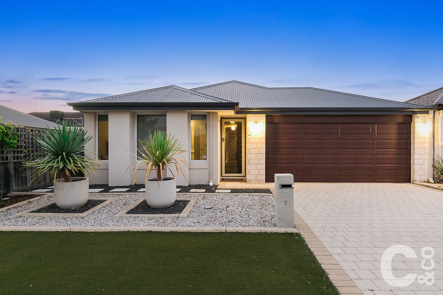 3 bedrooms House in 7 Marble Boulevard WELLARD WA, 6170