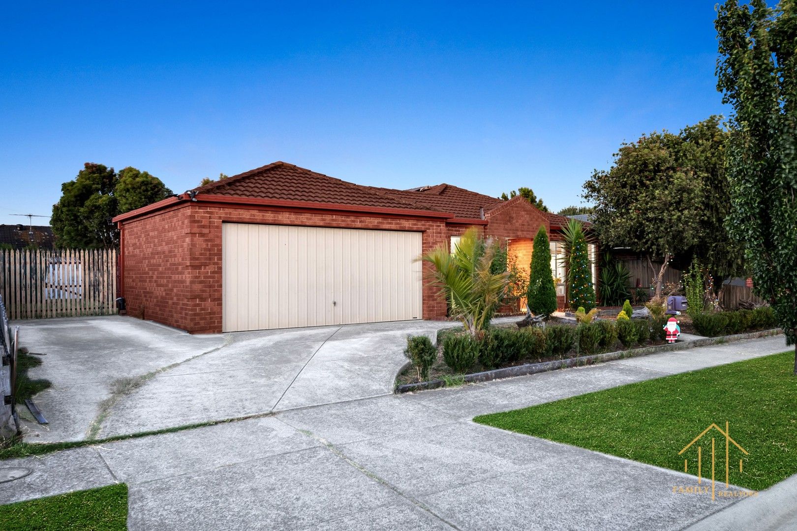 10 Butterwick Terrace, Cranbourne East VIC 3977, Image 1