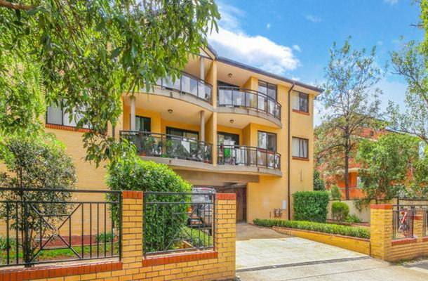 9/33-37 Neil Street, Merrylands NSW 2160