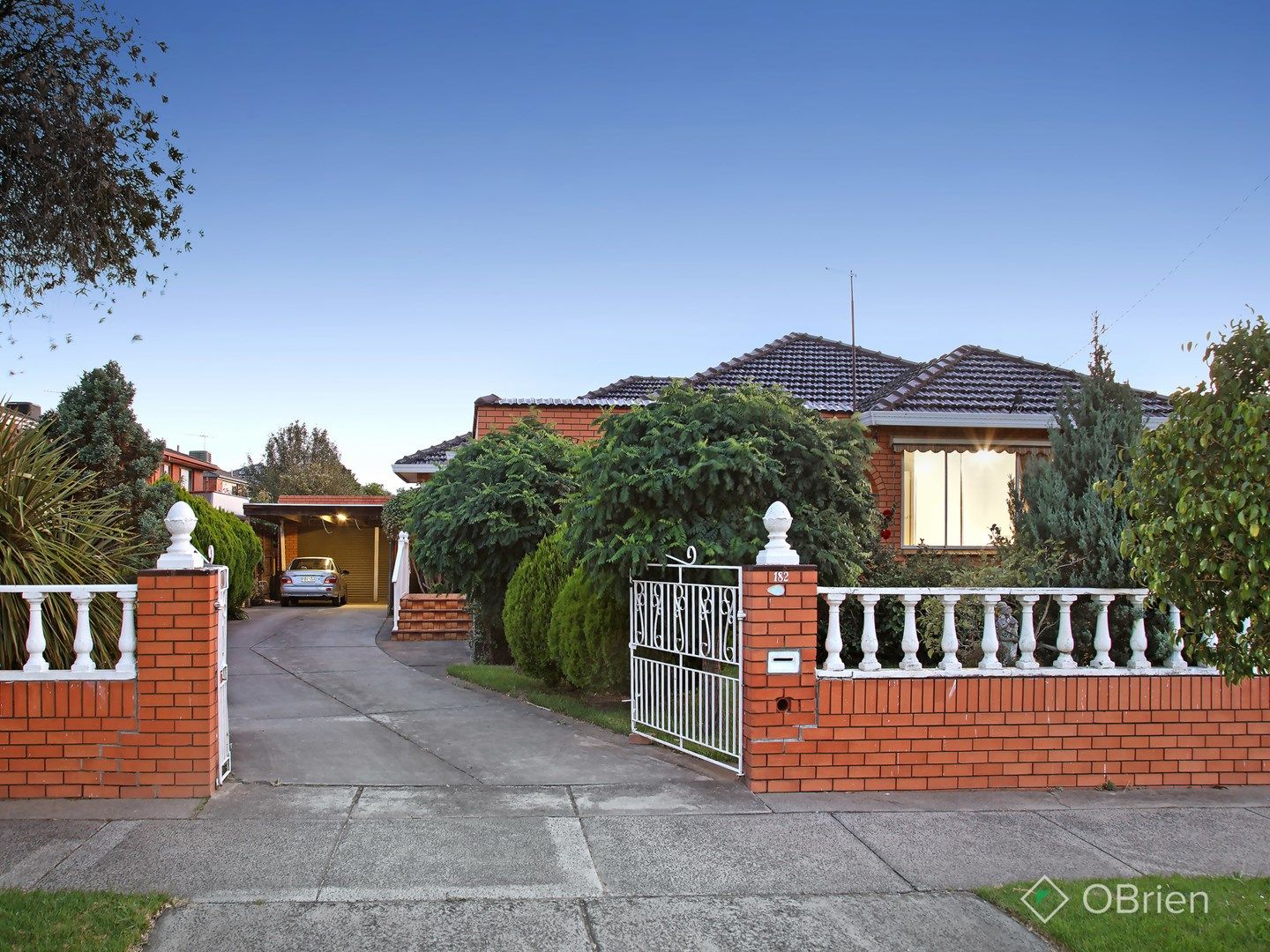 182 Ferntree Gully Road, Oakleigh East VIC 3166, Image 0