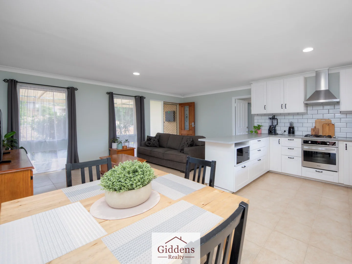 Additional image 7 of 16 Booligal Street, Lesmurdie WA 6076