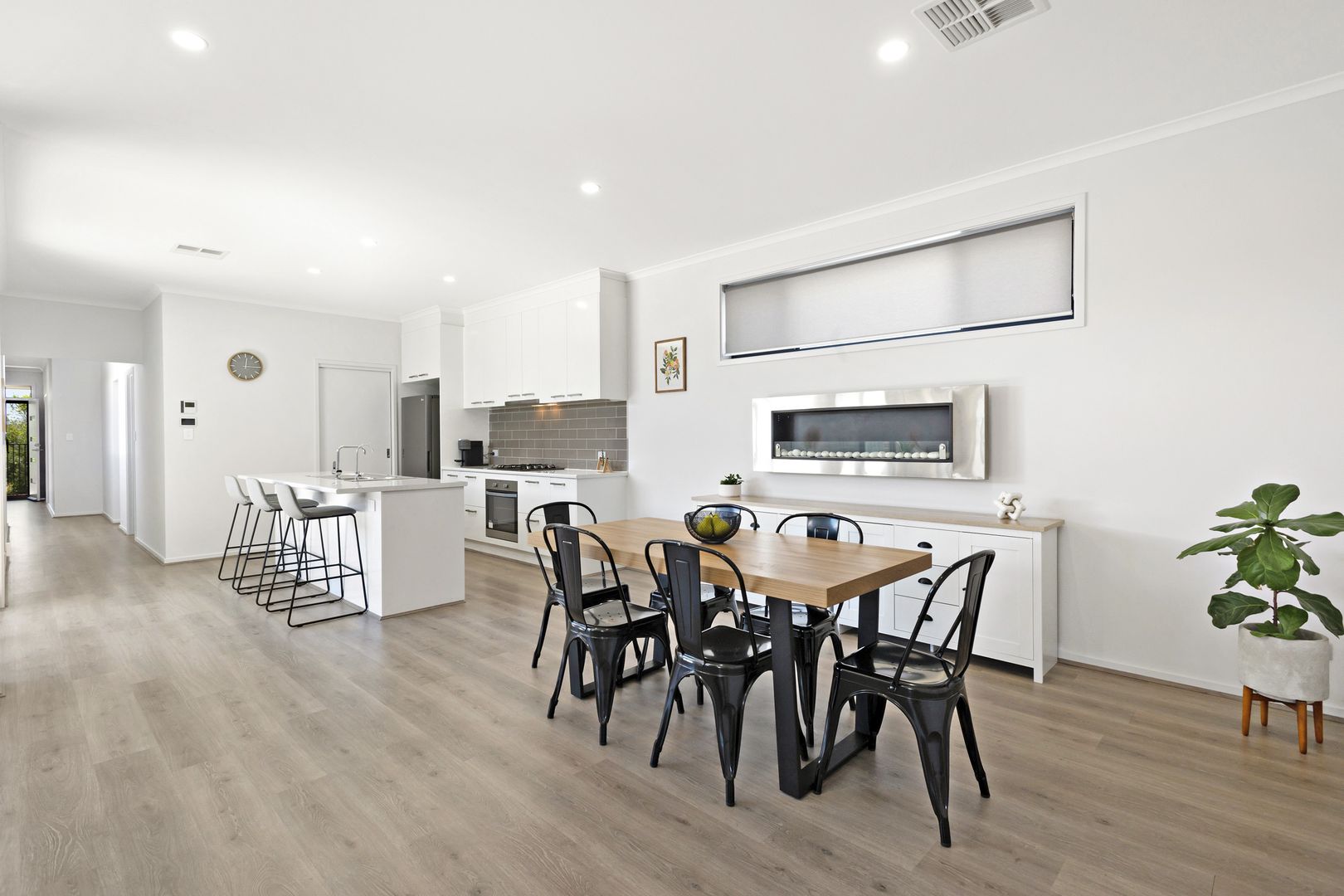 8 Celeste Lane, Moana SA 5169 Domain