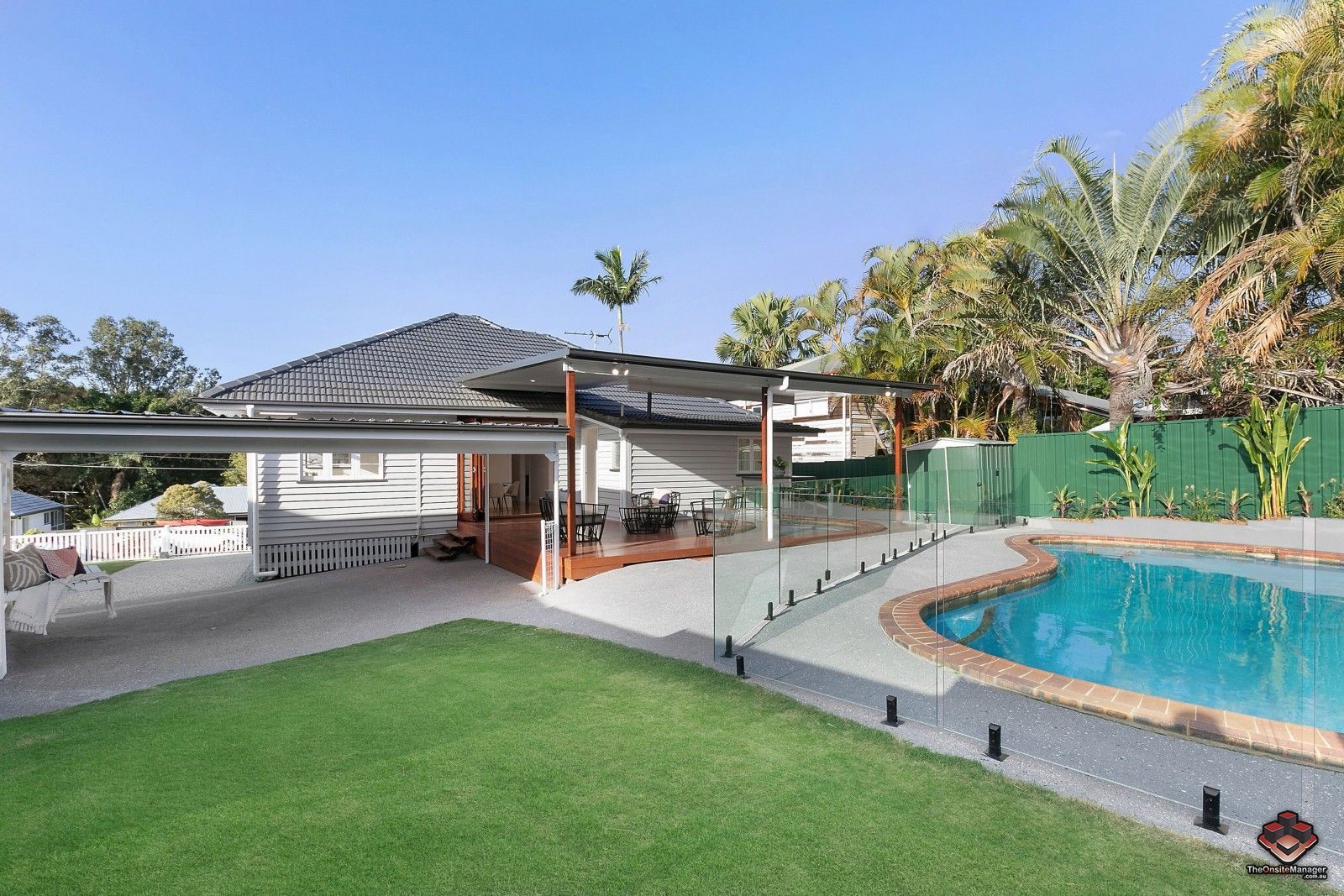 4 bedrooms House in 71 Sunshine Avenue TARRAGINDI QLD, 4121