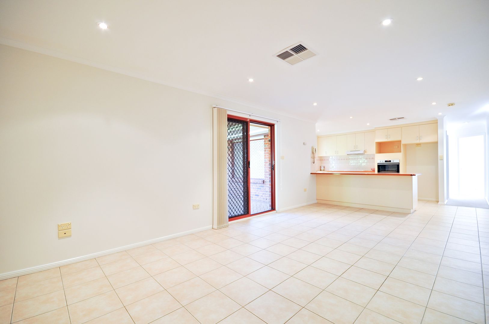 95 Websdale Drive, Dubbo NSW 2830, Image 2