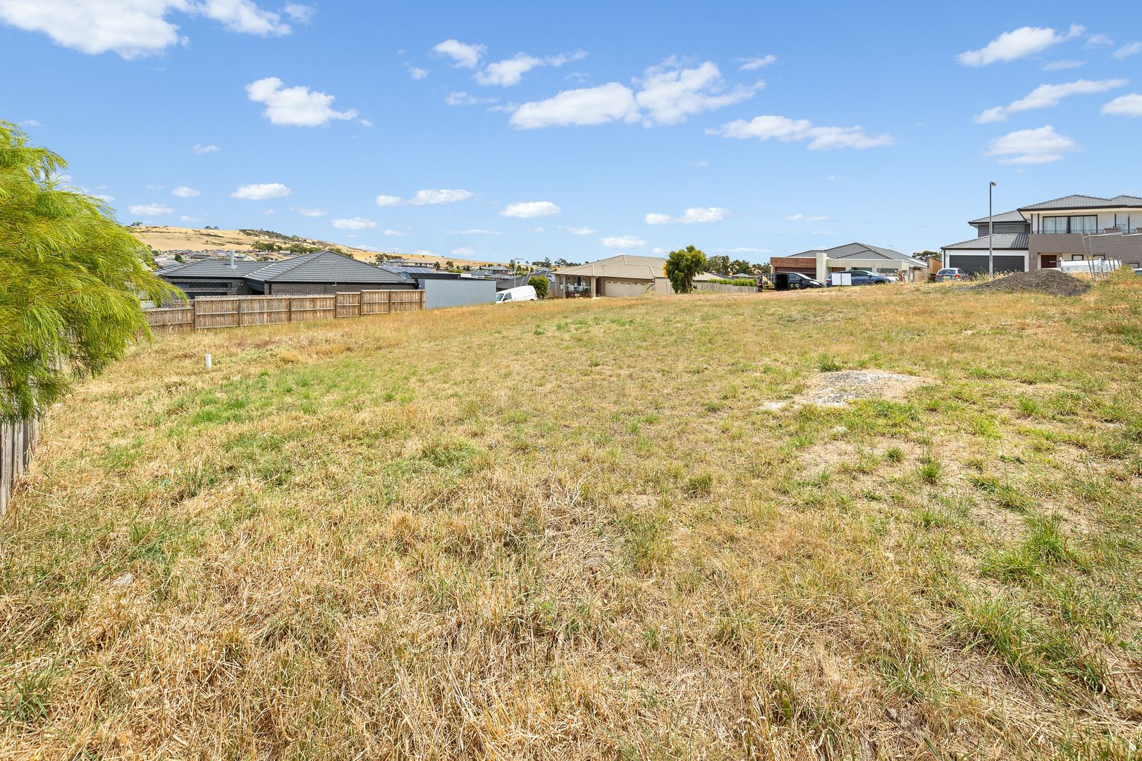 32 Georgia Drive, Mernda VIC 3754, Image 2