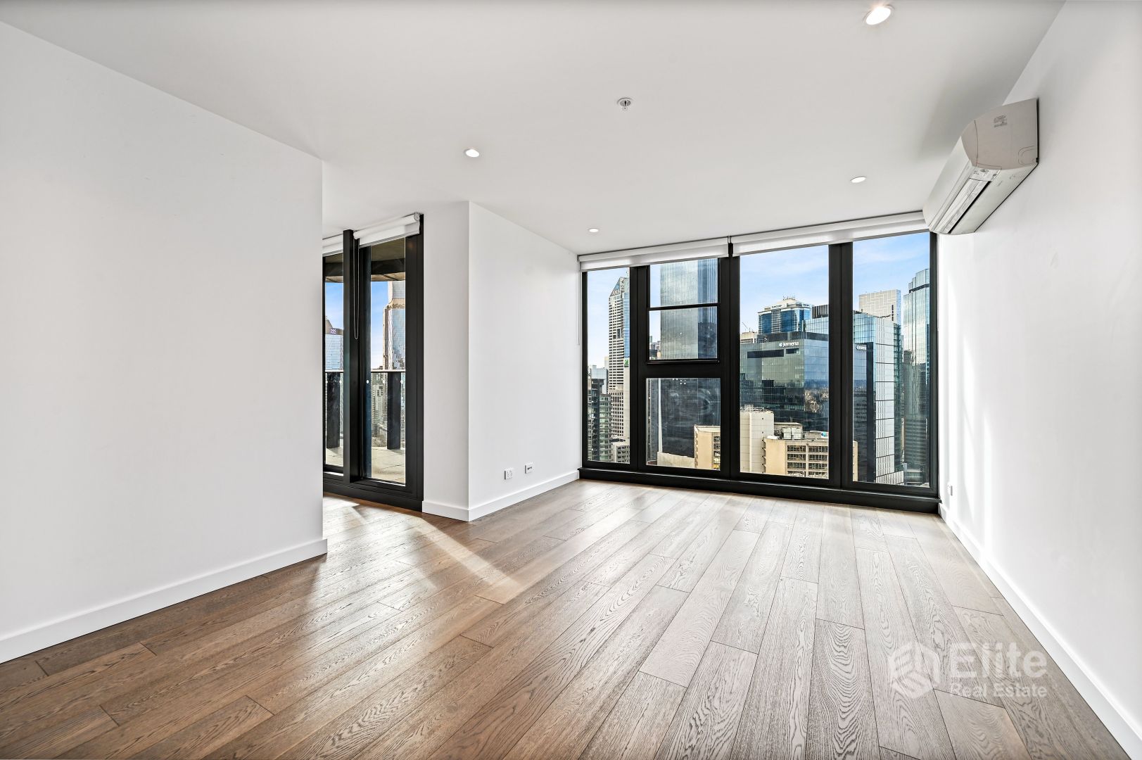 2802/628 Flinders Street, Docklands VIC 3008, Image 1