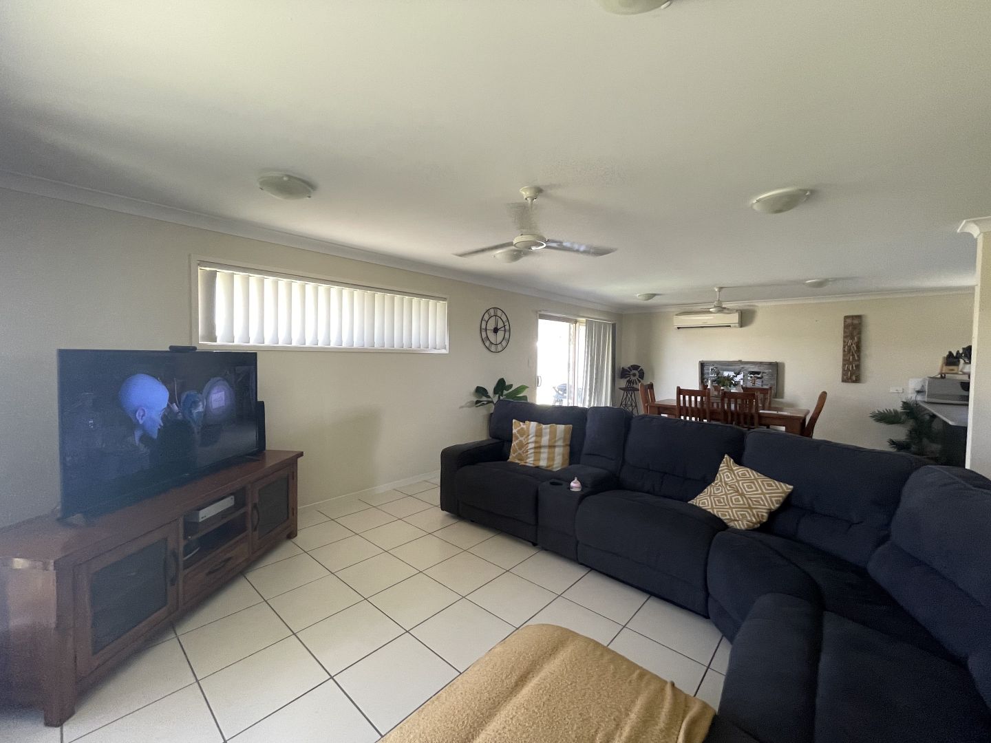1 Clarke Cl, Moura QLD 4718, Image 2