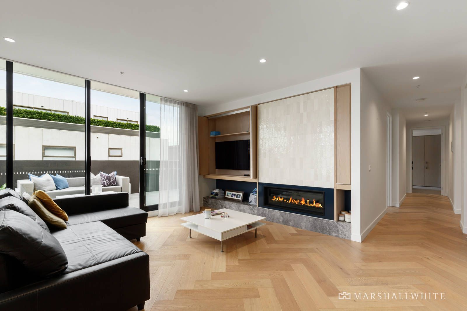 3 bedrooms Apartment / Unit / Flat in 204/18 Spring Road MALVERN VIC, 3144
