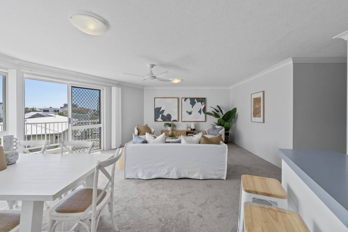 19/98 Seagull Avenue Mermaid Beach 4218 - Image 3