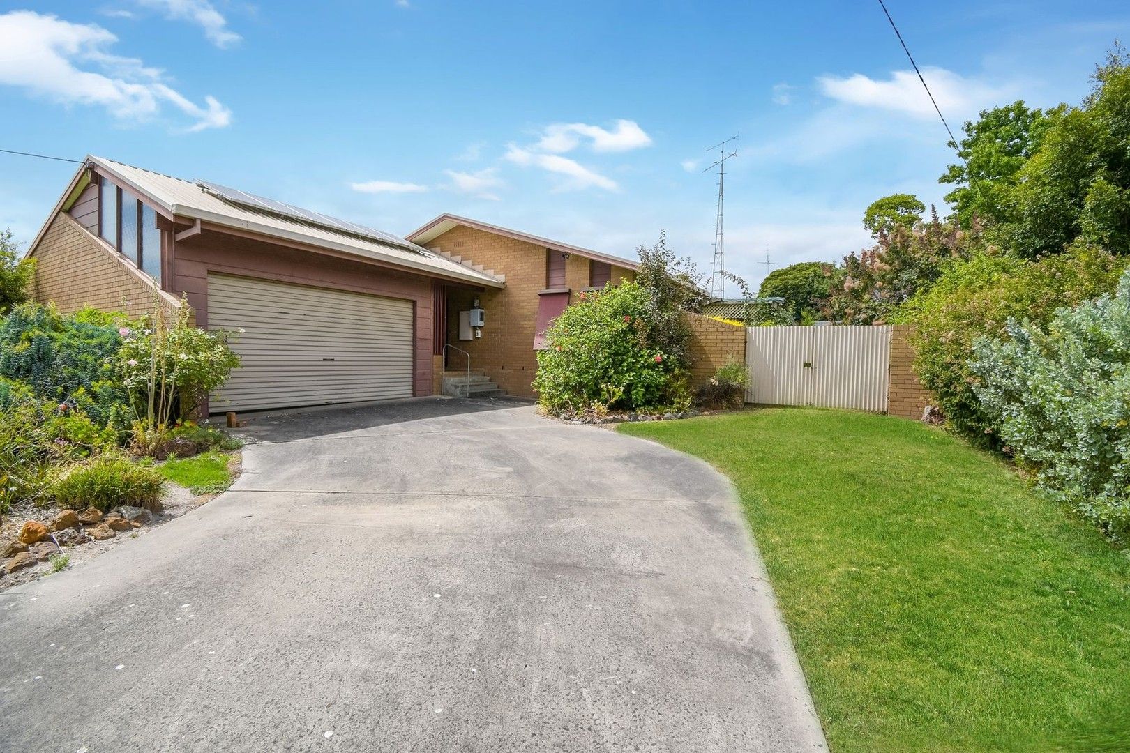 75 Lake Street, Edenhope VIC 3318, Image 0