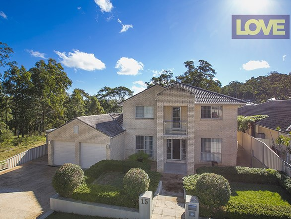 15 Hadlow Drive, Cameron Park NSW 2285