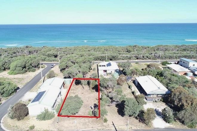 Picture of 3 Beachcomber Road, GOLDEN BEACH VIC 3851