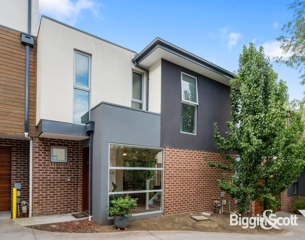 2/5 Hill Court, Doncaster VIC 3108