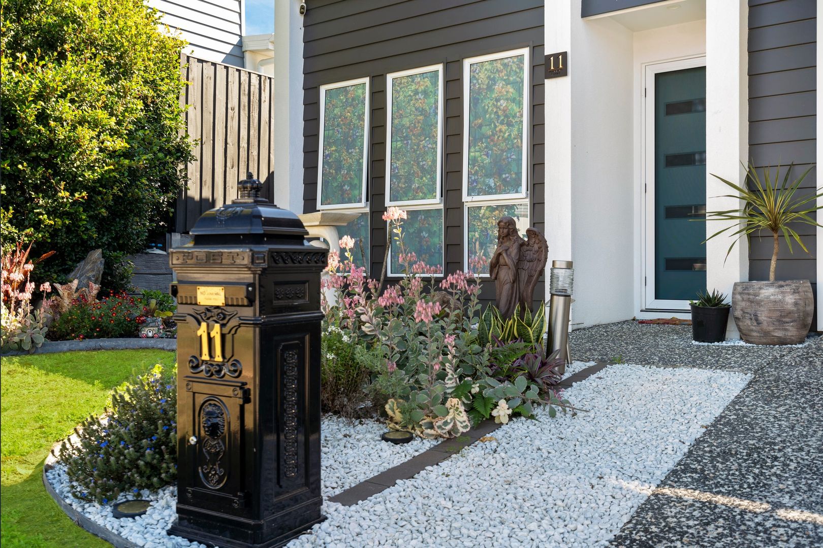 11 Manning Court Pimpama QLD 4209 Domain