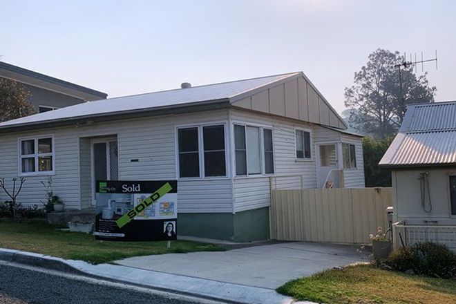 Picture of 13 ALBERT STREET, BLACK HEAD NSW 2430