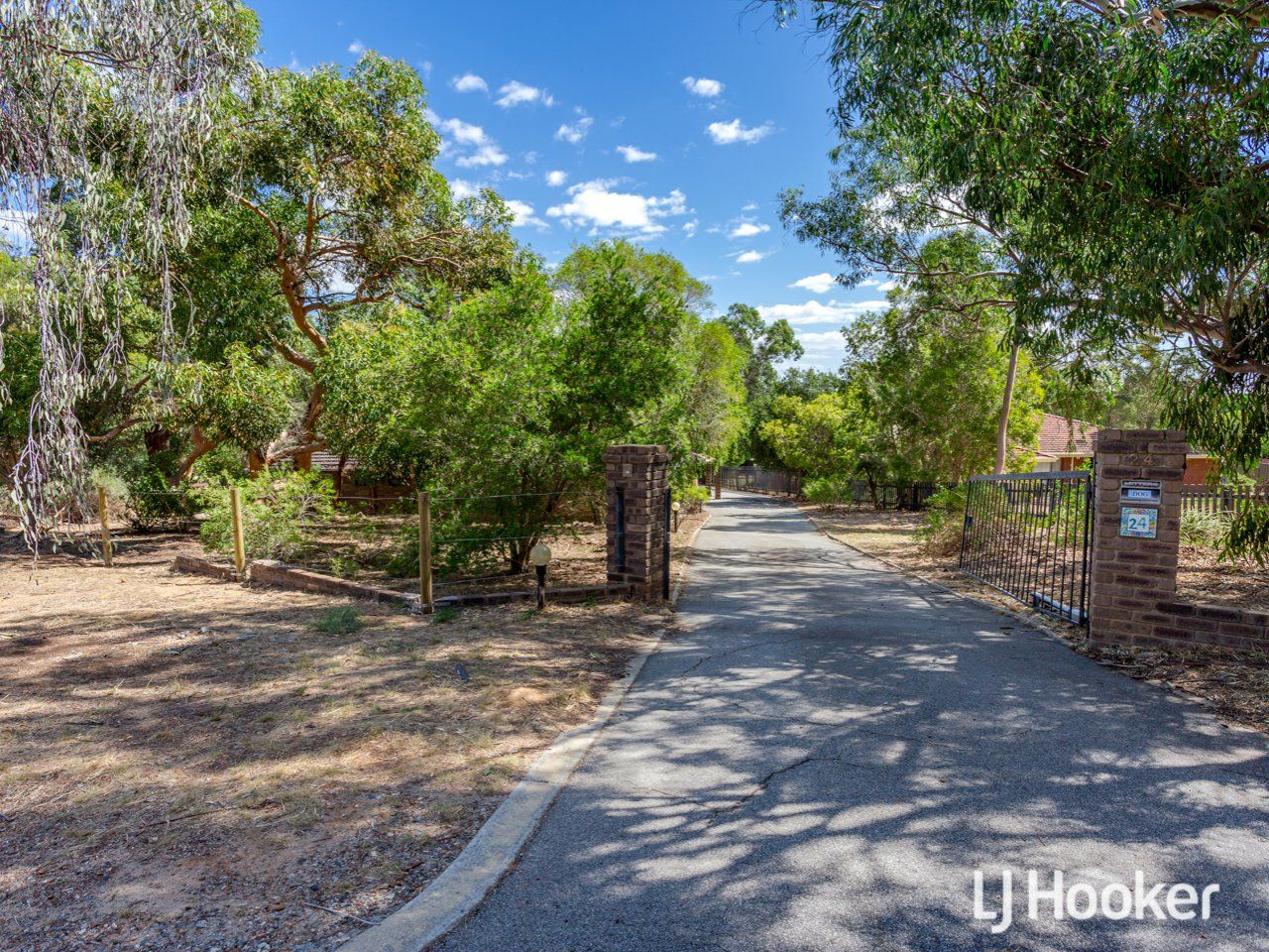 24 Judith Road, Wattle Grove WA 6107, Image 0