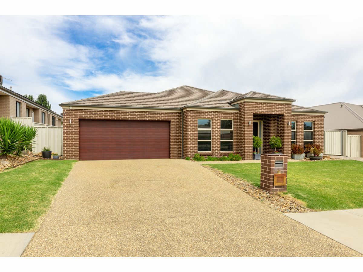 33 Whitton Drive, Thurgoona NSW 2640 Domain