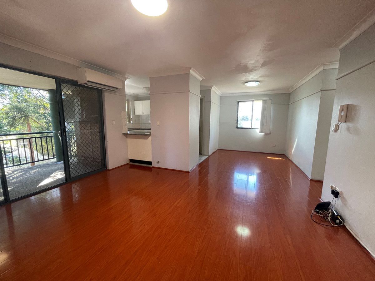 3 bedrooms Apartment / Unit / Flat in 24/245 Targo Road TOONGABBIE NSW, 2146