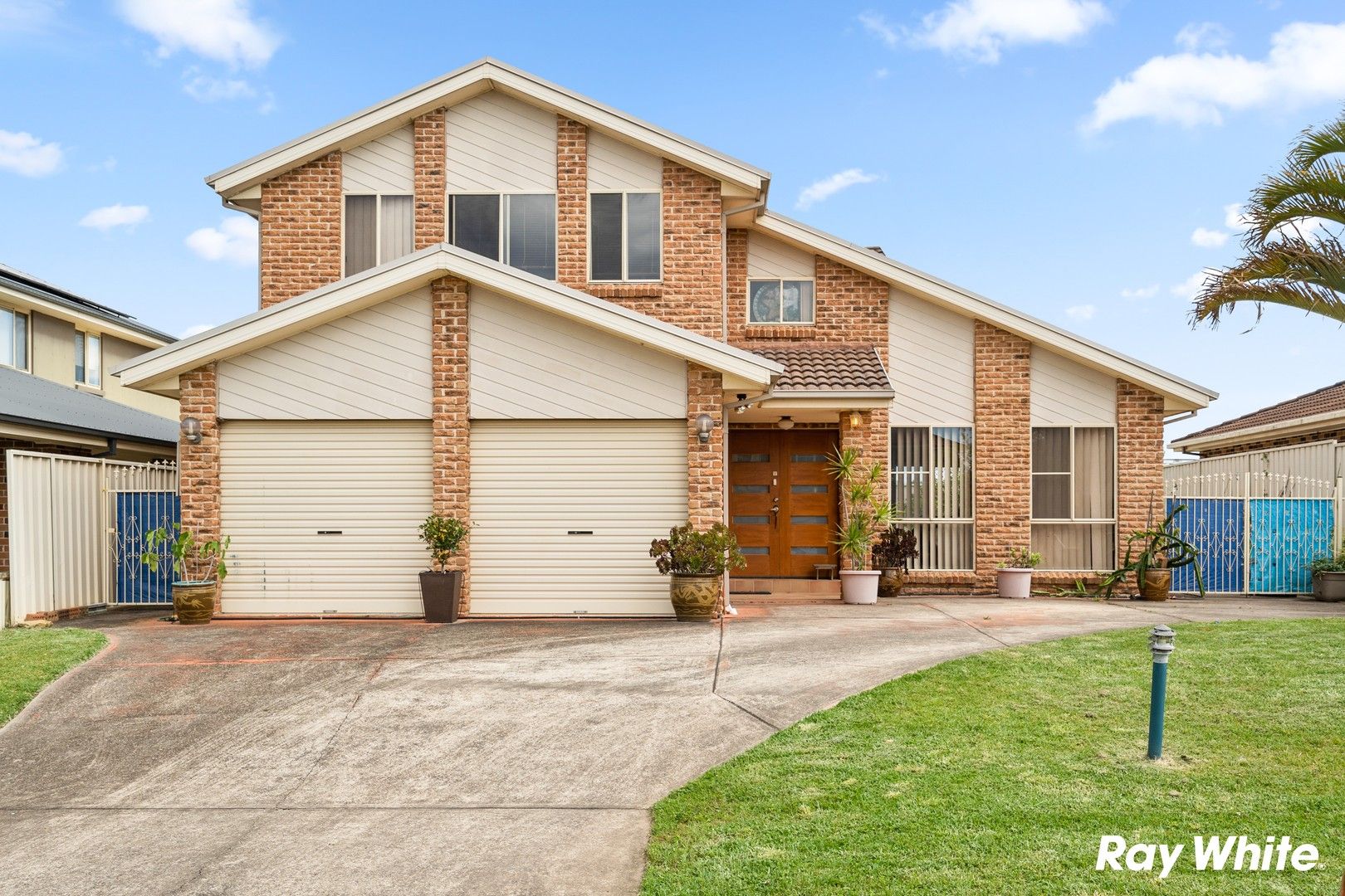 4 bedrooms House in 40 Glover Avenue QUAKERS HILL NSW, 2763