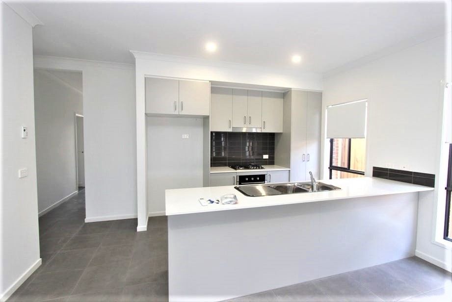 4 bedrooms House in 54 Capricorn Road TRUGANINA VIC, 3029