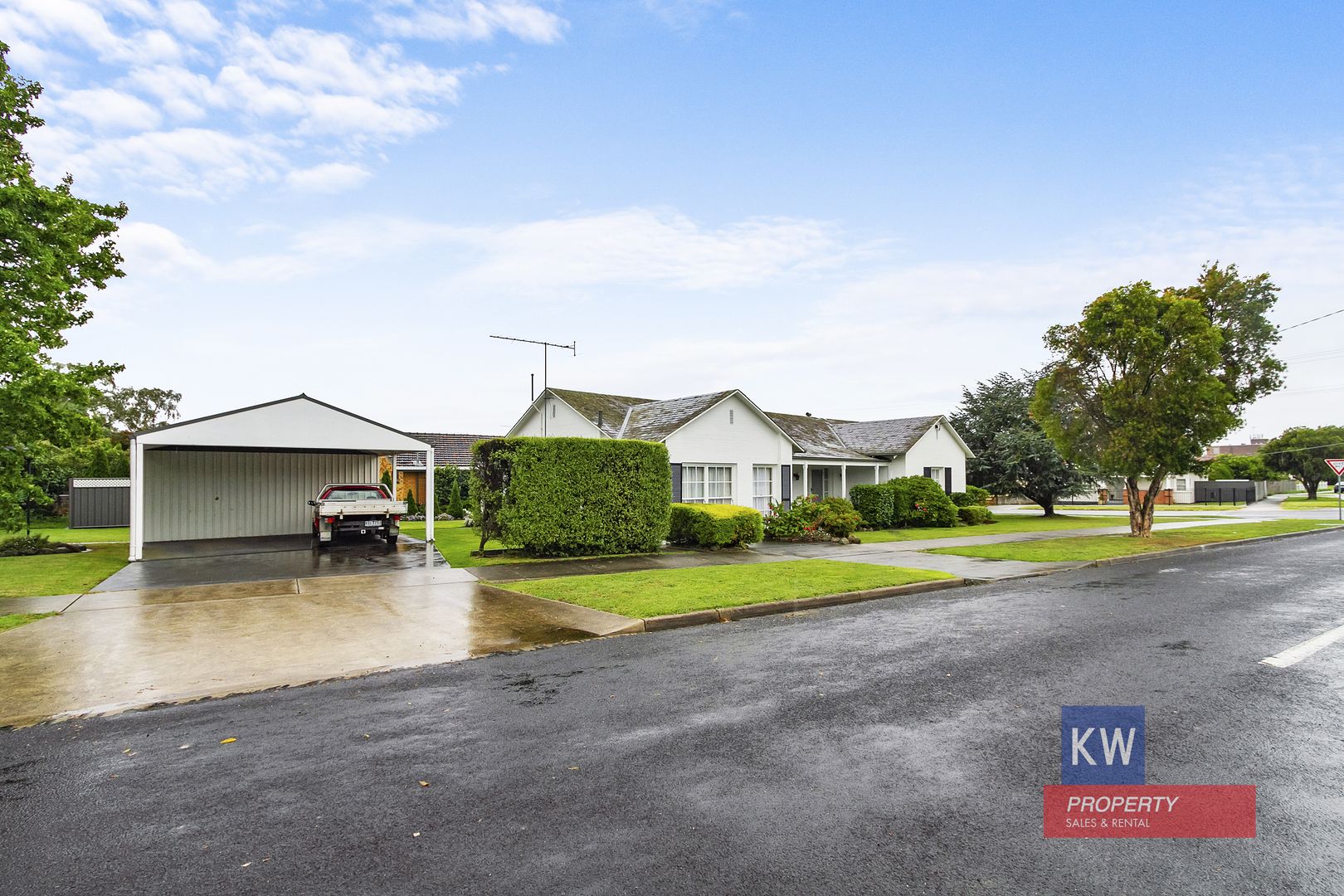 21 Latrobe Rd, Morwell VIC 3840 Domain