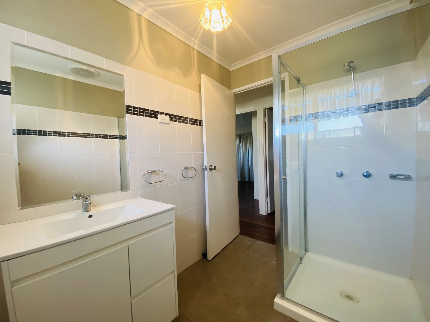 Additional image 9 of 16 Middle Crescent, Dysart QLD 4745