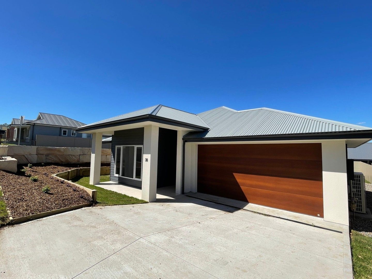 4 bedrooms House in 38 McGann Drive NORTH ROTHBURY NSW, 2335
