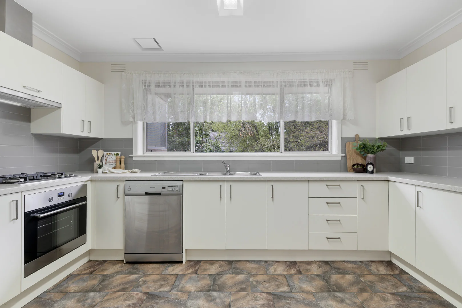 Additional image 5 of 349 Forest Road, The Basin VIC 3154