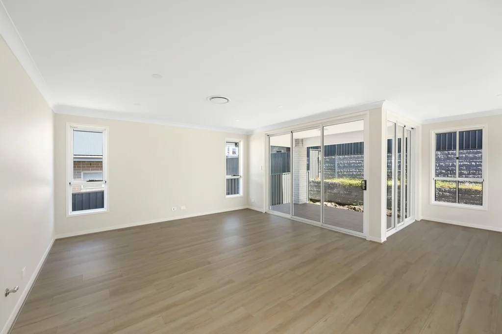 Eagle Street, Calderwood NSW 2527